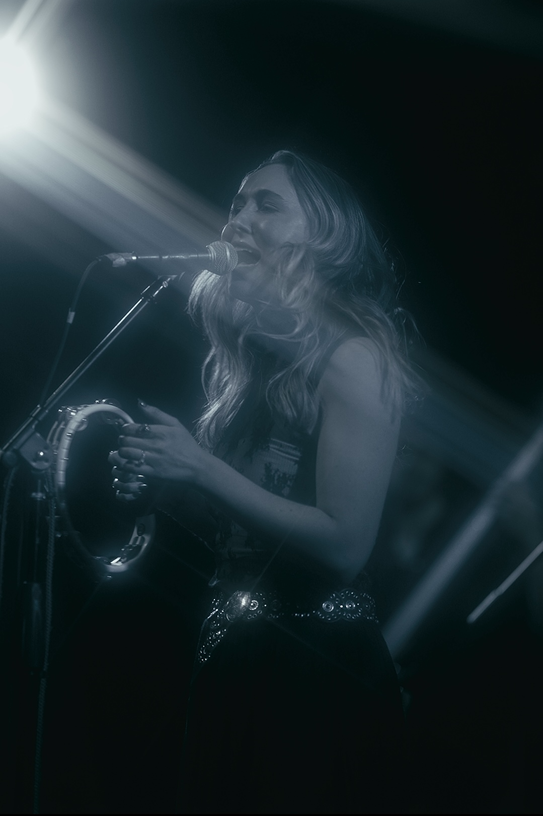 Kara Frazier - I Wanna Be Your Woman (Official Lyric Video) ft. The Aquaducks